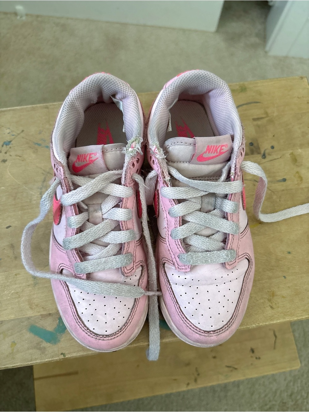 Nike Dunk Low Triple Pink Sneaker Pink Foam Girl Shoes size 1Y Shoes